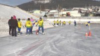 На стадионе "Водник" прошли соревнования по конькобежному спорту.