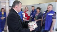 В день работников скорой помощи на своих рабочих местах медиков поздравил мэр района - Сергей Анисимов