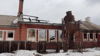 Сегодня по улице Зои Космодемьянской 67 загорелось нежилое здание. 